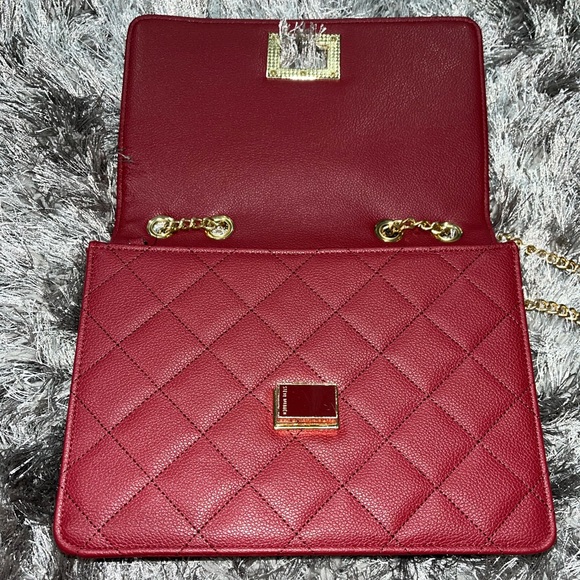 Steve Madden Quilted, Chain strap bag in burgundy/maroon - Picture 2 of 8